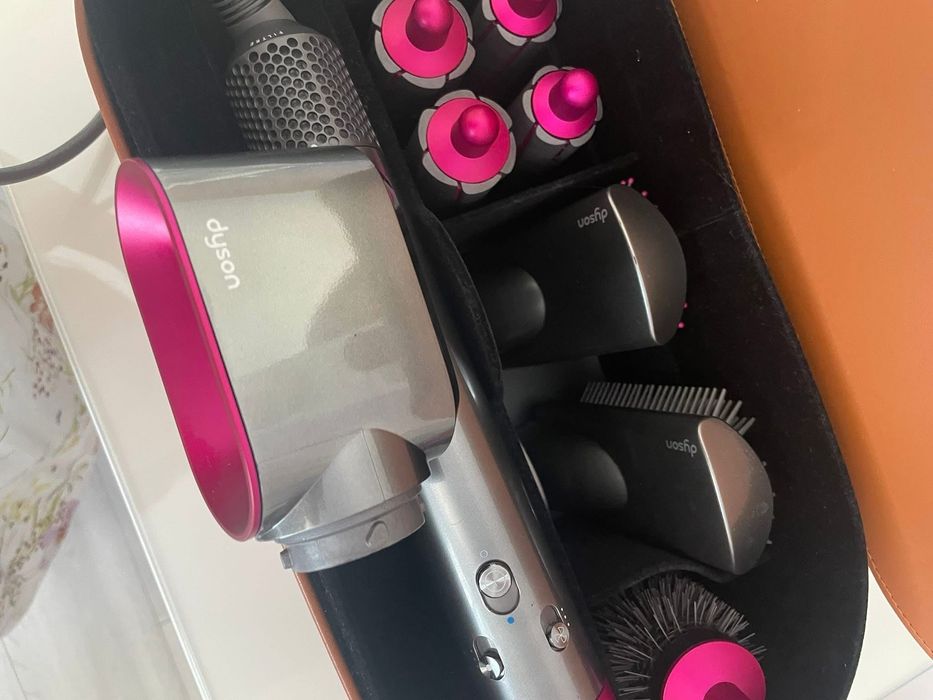 Dyson -маша,сешоар