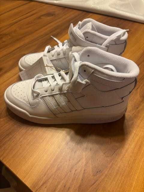 De vanzare Adidas