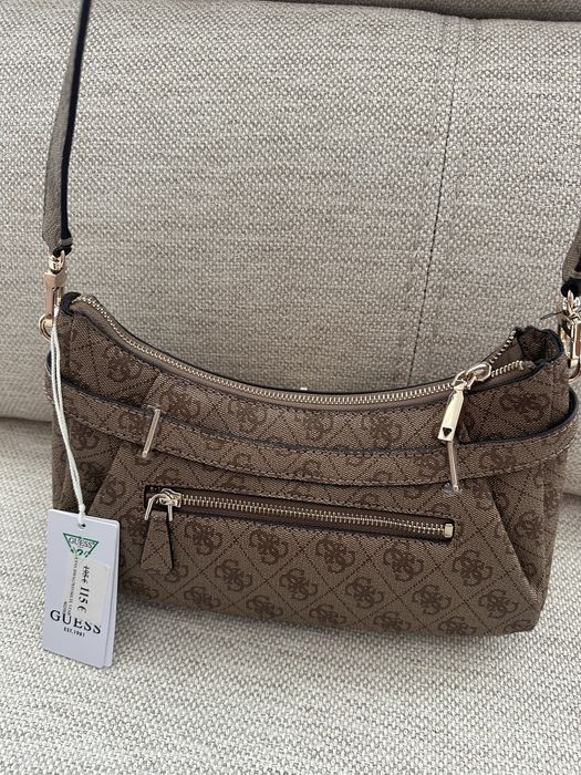 Дамска чанта GUESS