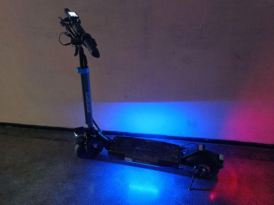 Trotineta electrică de viteză