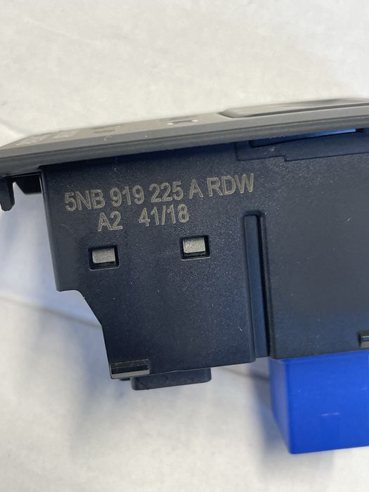 Buton releu avarie vw tiguan 2016-2025