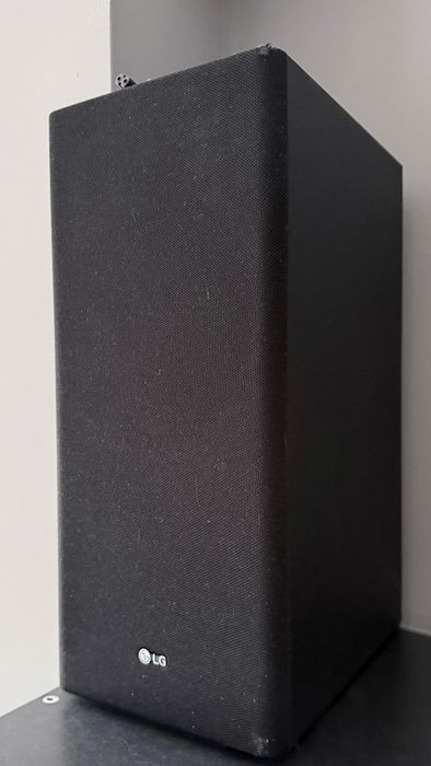 LG SK6F саундбар с безжичен събуфър - пълен комплект, за да освободите място