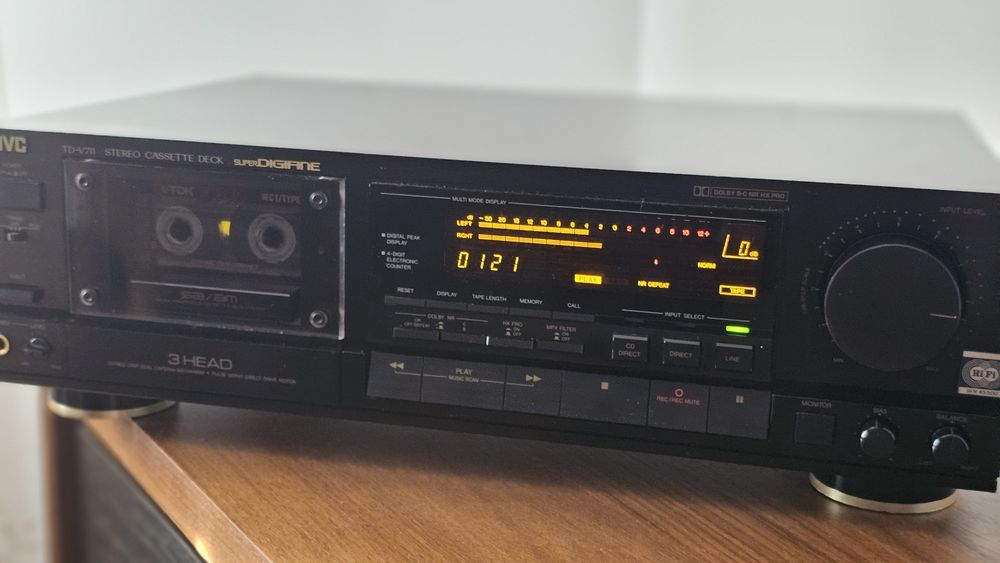 JVC  TD-V 711  SuperDigifine