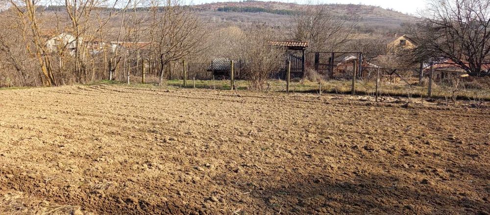 Продава се Къща в с. Турия, Област Стара Загора - 70 кв.м за 474 €/кв.м - Снимка #1