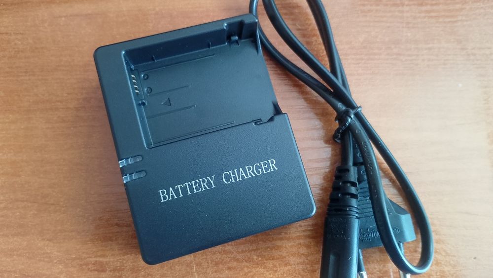 Зарядно устройство за канон фотоапарати