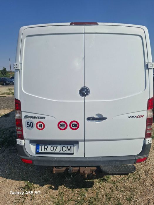 Mercedes Sprinter 210,an 2013,Euro 5,adusa din Austria si inscrisa Ro.