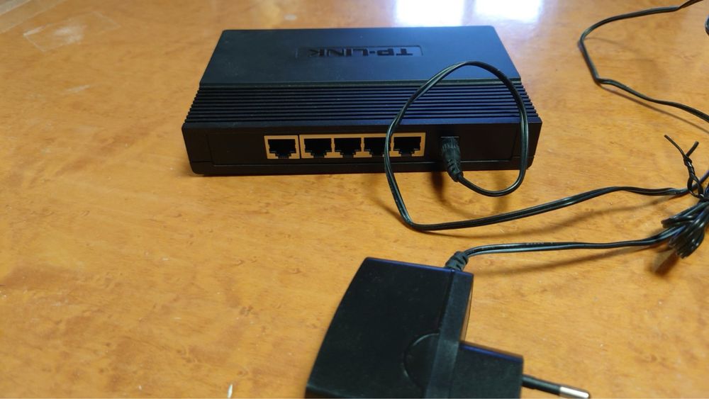 Tenda switch суич гигабитов 24 порта