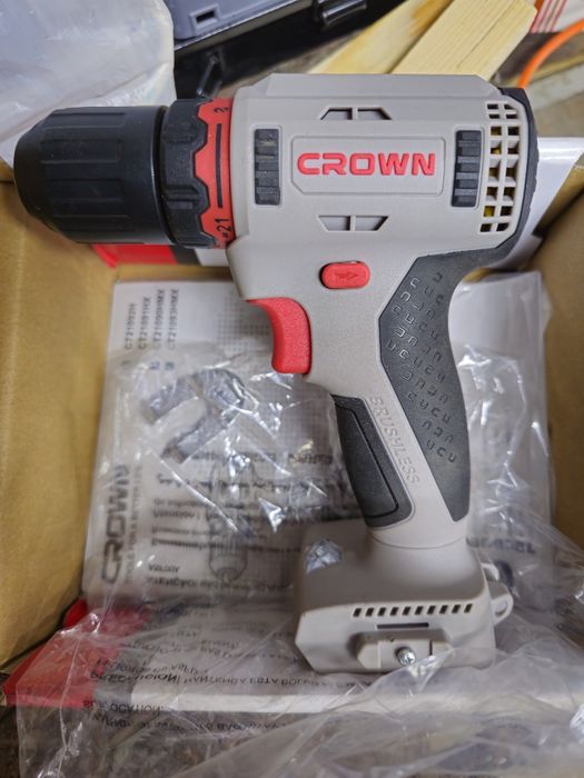 Шуруповёрт Crown CT21091HX.