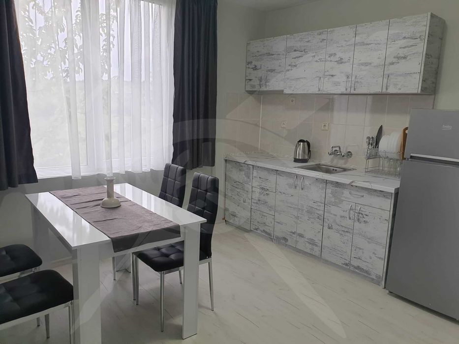 Дава се под наем Двустаен апартамент в Свети Влас - 60 кв.м за 648.21 € - Снимка #3