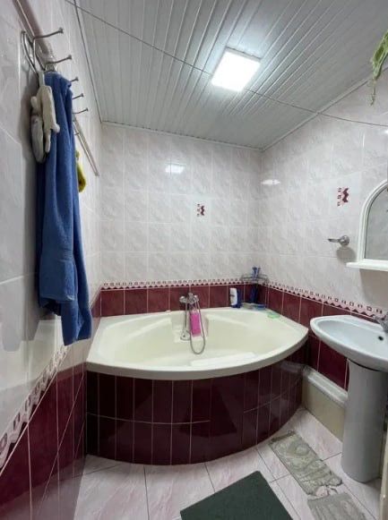 Бобура Продаётса 4в5/6/9 Парк Бобура 115кв.м