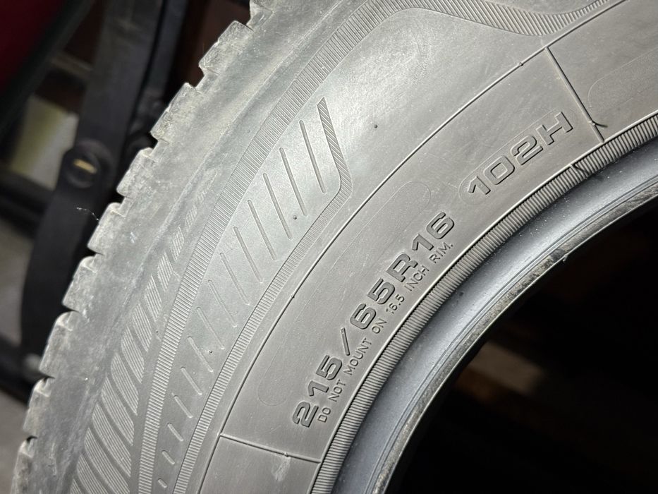 Всесезонни гуми Good Year 215 65 16 DOT 2122