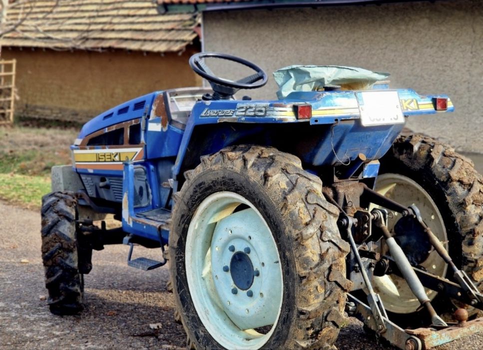 Трактор Iseki Landhope 225