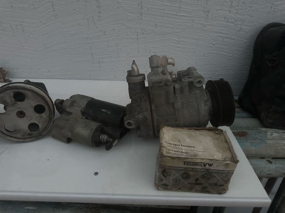 Продам запчасти на ауди а4 в8