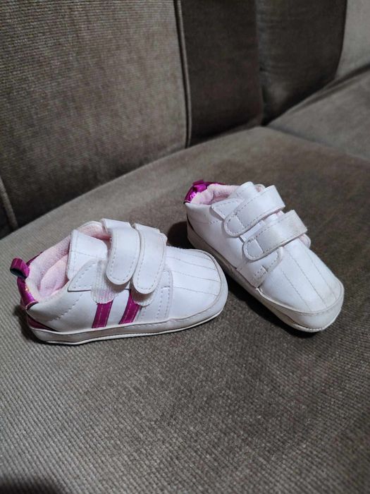 Затворени обувчици