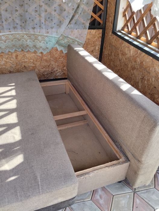Диван  раскладной.