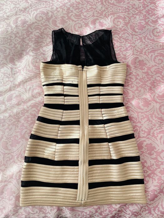 Официална рокля Xscape by Joanna Chen размер M