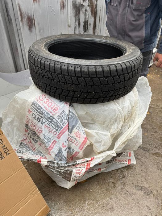 Продам зимнюю резину