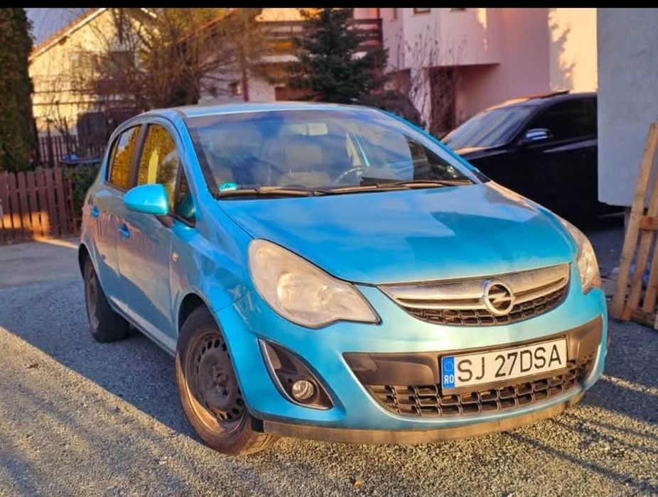 Opel corsa 1.2 eco flex 2012