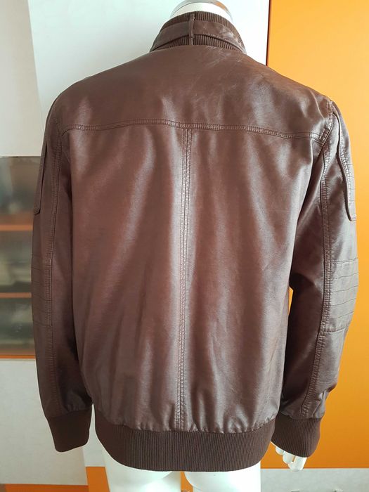 Ново мъжко яке Guess модел Declan Bomber размер L