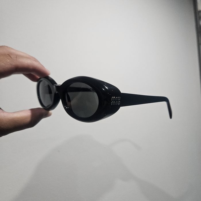 Ochelari miu miu de soare