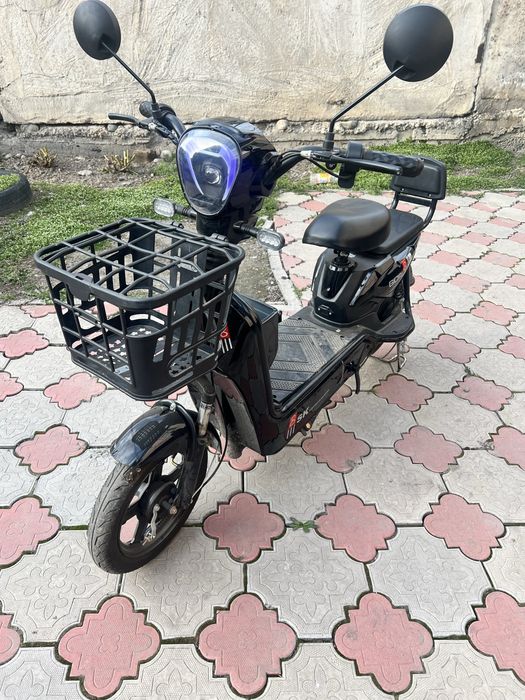 Продам скутер б/у