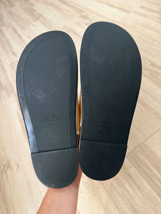 Дамски летни сандали ZARA