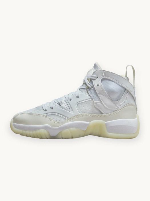 nike jordan jumpman two trey