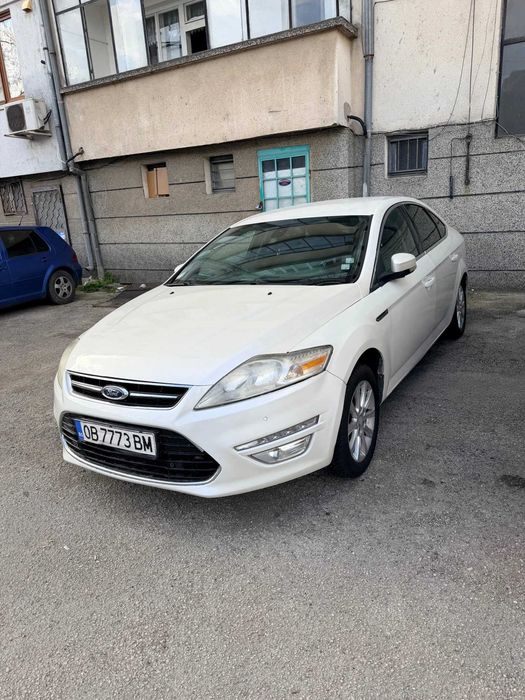 автомобил Ford Mondeo