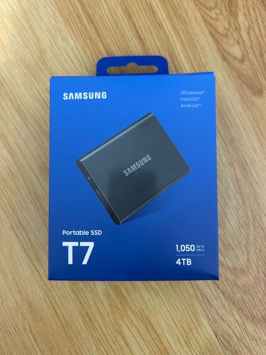 SSD extern Samsung T7 Portabil, 4TB, USB 3.2 Gen 2, Titan Grey NOU