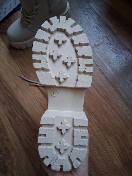 Дамски ботуши тип кубинки