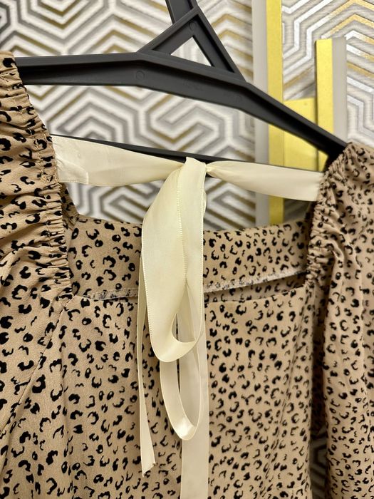 Продам коричневое платье!