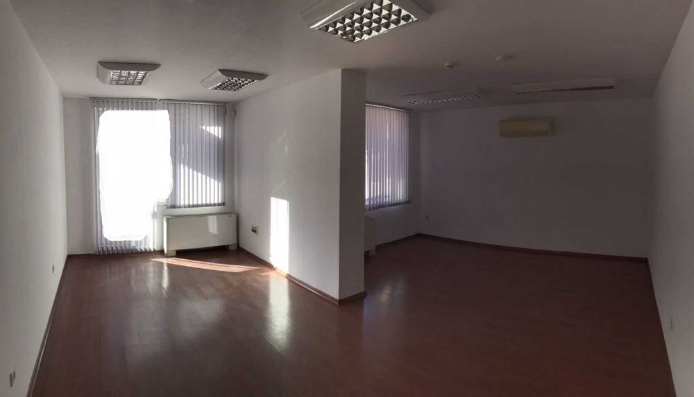 Дава се под наем Магазин в Пловдив, Център - 737 кв.м за 6942.12 € - Снимка #20