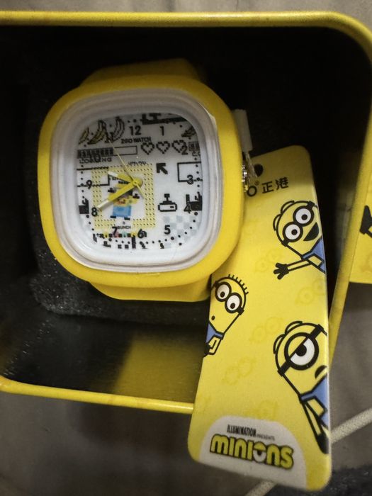Детски ръчен часовник с миньоните