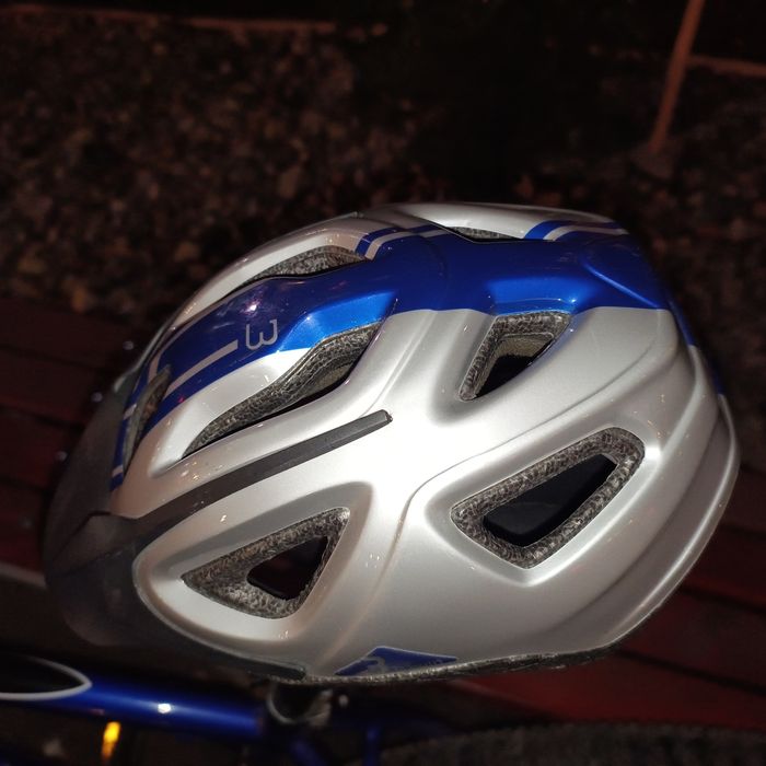 Casca bicicleta M aproape noua