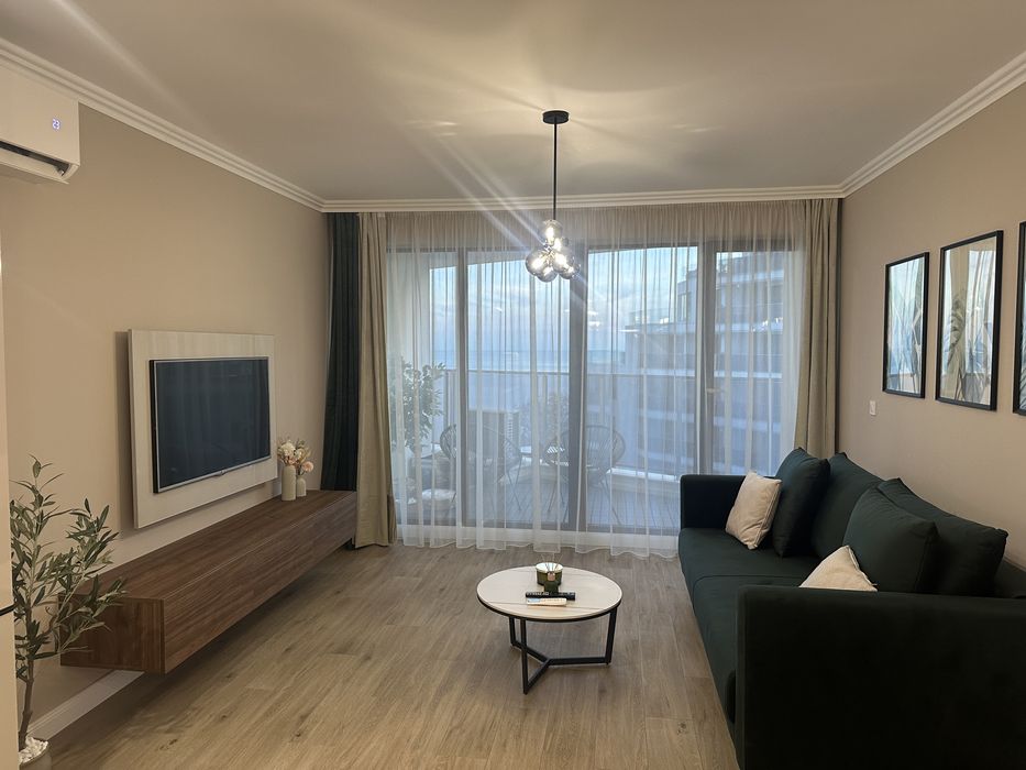 Отдавам апартамент под наем