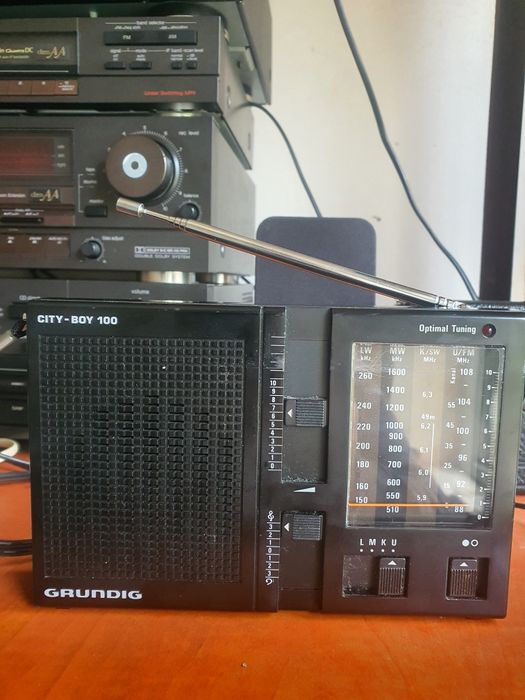 De vânzare radio grundig City boy 100