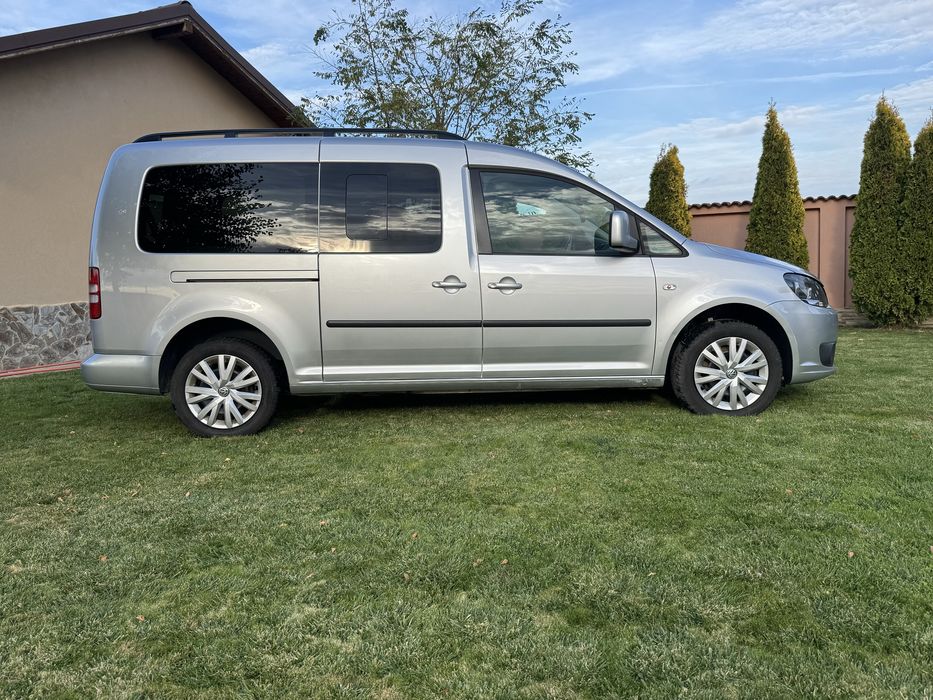Volkswagen Caddy Maxi 7 locuri