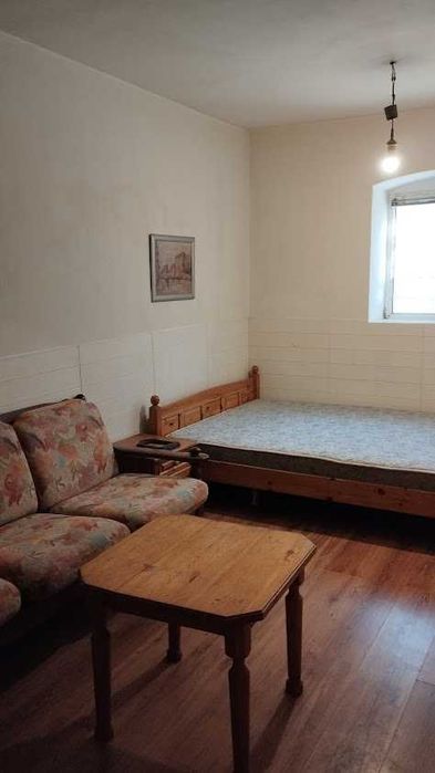 Дава се под наем Едностаен апартамент в Ямбол, Център - 45 кв.м за 183.6 € - Снимка #3