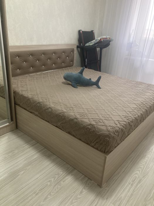 Кровать двухспальная