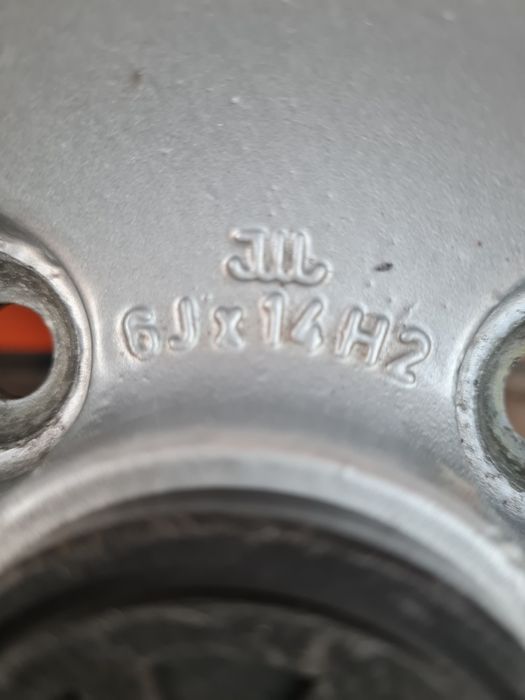 Оригинални джанти за ФОЛКСВАГЕН VW R14 4x100 ET38 6J