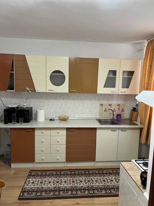 Vanzare apartament 3 camere, Caracal, Olt.