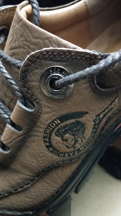 Продам мужские ботинки,размер 42.5