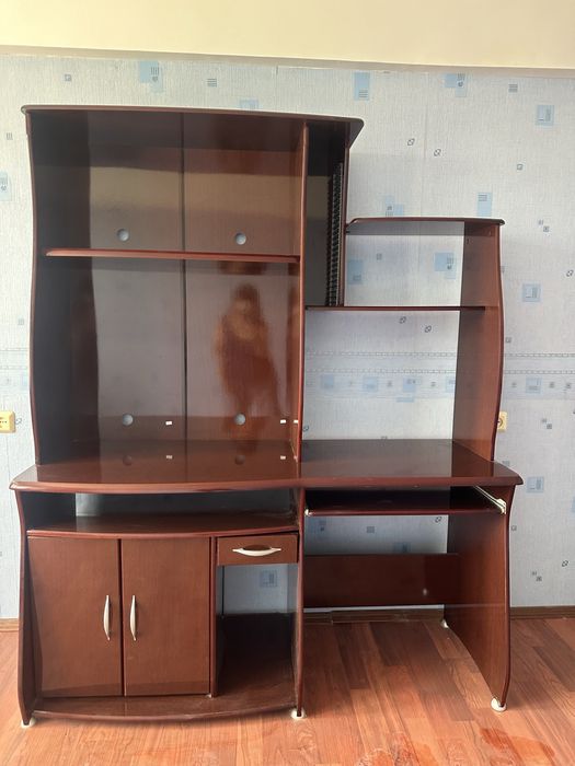 компьютерный стол-шкаф