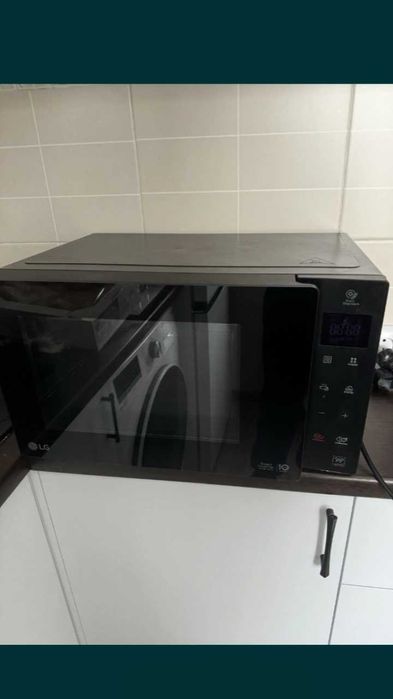 Микроволновая печь LG
