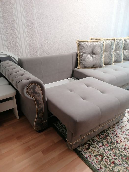 Продам диван 4.5 метра