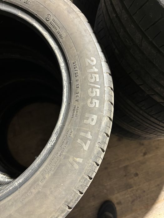 Anvelope vara 215/55/17 set Continental