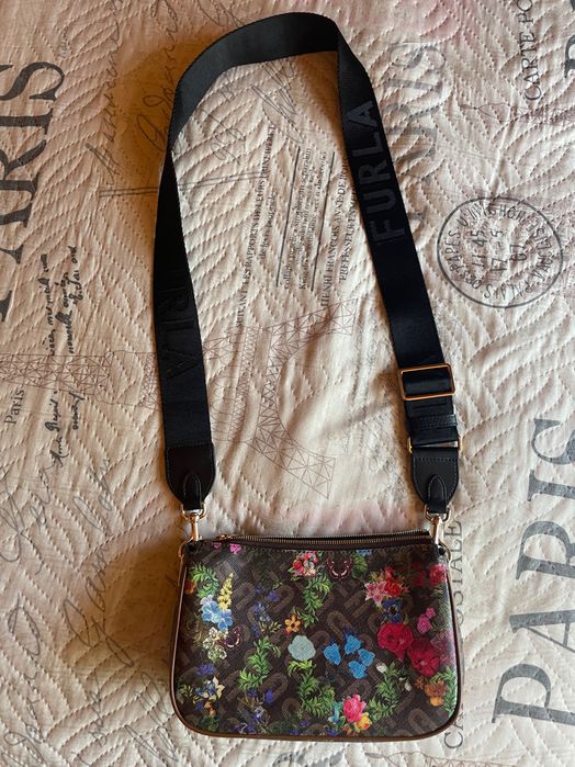 Чанта Furla Floral Monogram Монограм и цветя