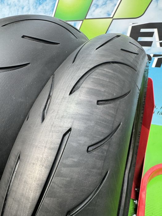 Set Anvelope Moto 120 70 17 si 190 55 17 Metzeler 2023 M9RR Set105