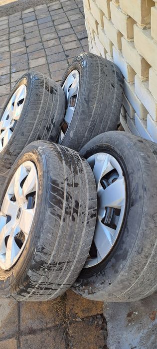 Диски резина на камри 40