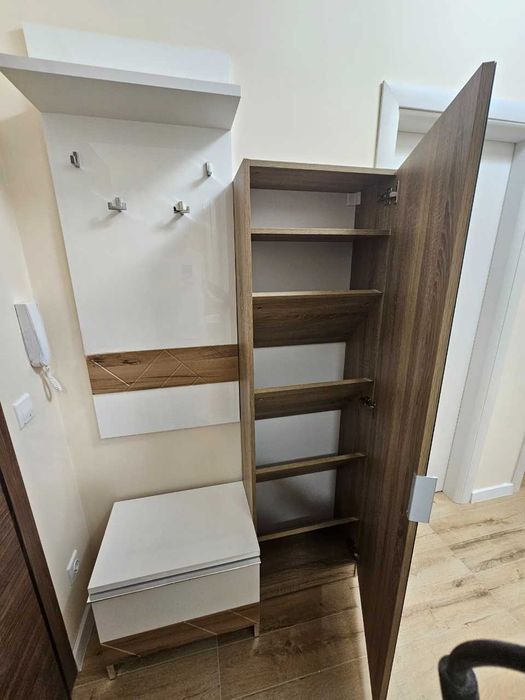 Дава се под наем Тристаен апартамент в София, Малинова долина - 100 кв.м за 918 € - Снимка #11